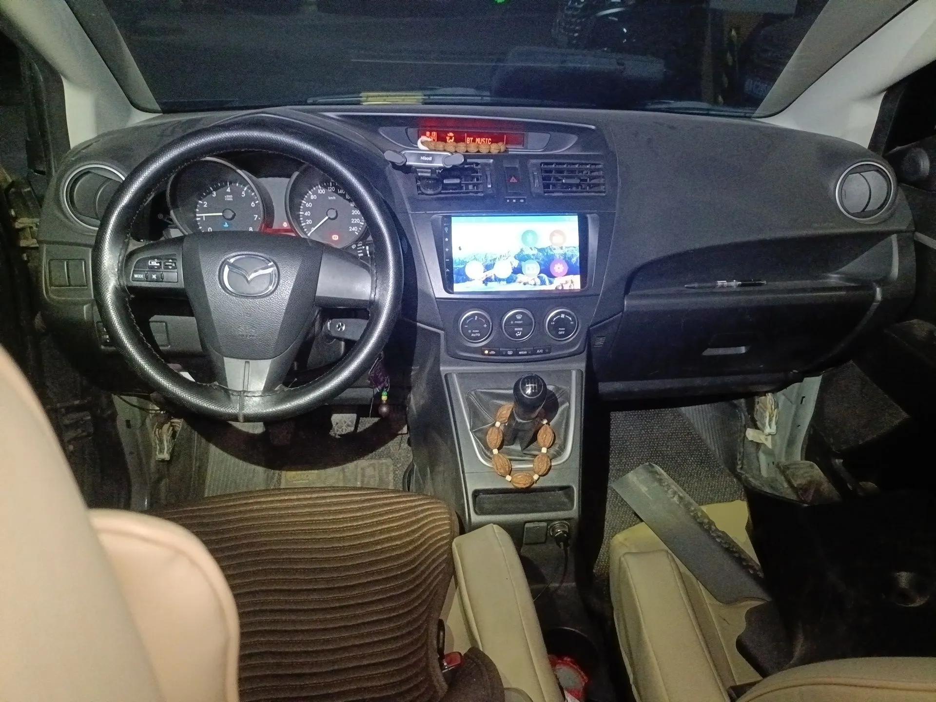 Mazda 5 2011 2.0L Manual Comfort Edition — миниатюра 10