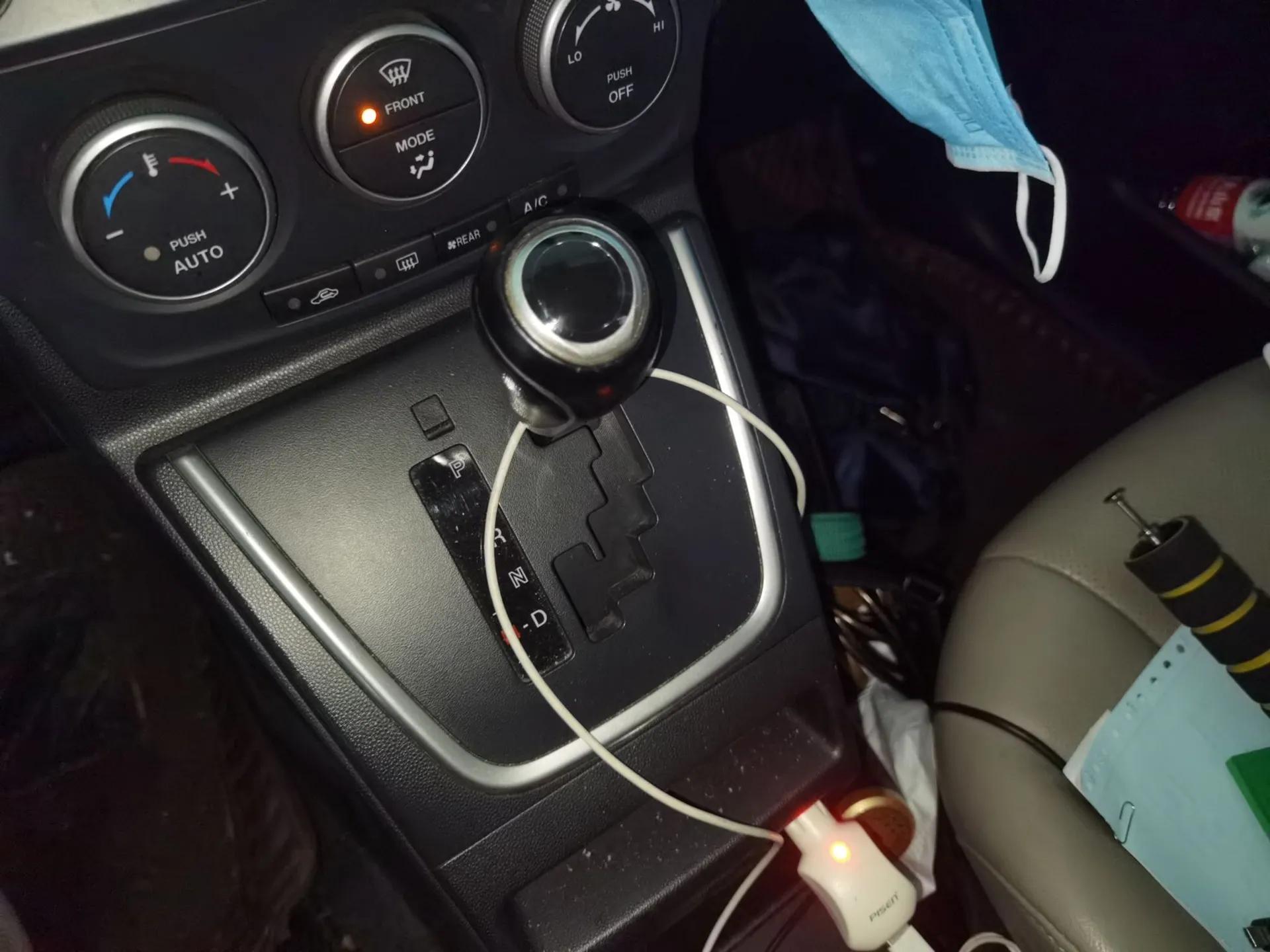 Mazda 5 2013 2.0L Automatic Luxury Edition — миниатюра 15