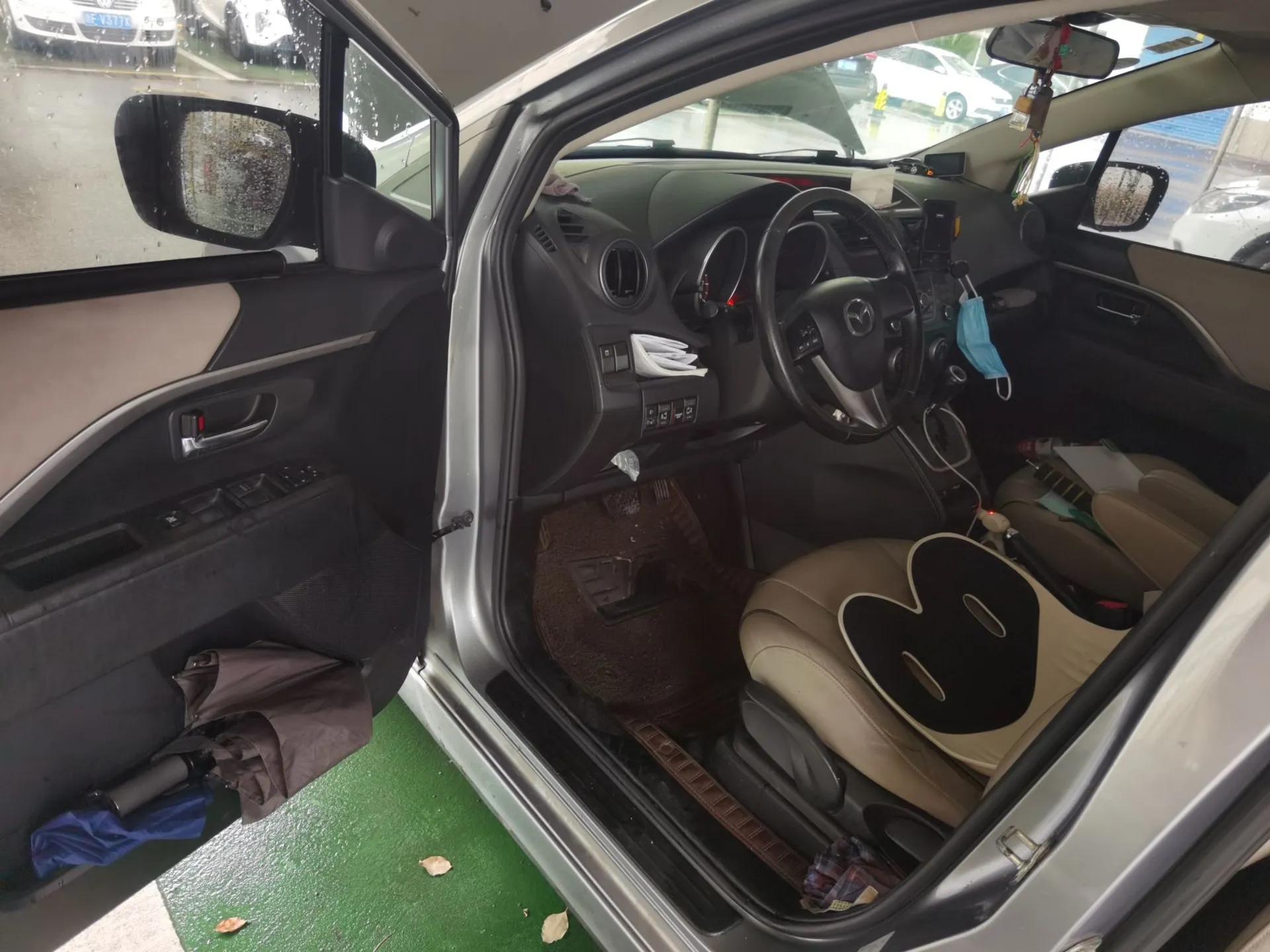 Mazda 5 2013 2.0L Automatic Luxury Edition — миниатюра 17