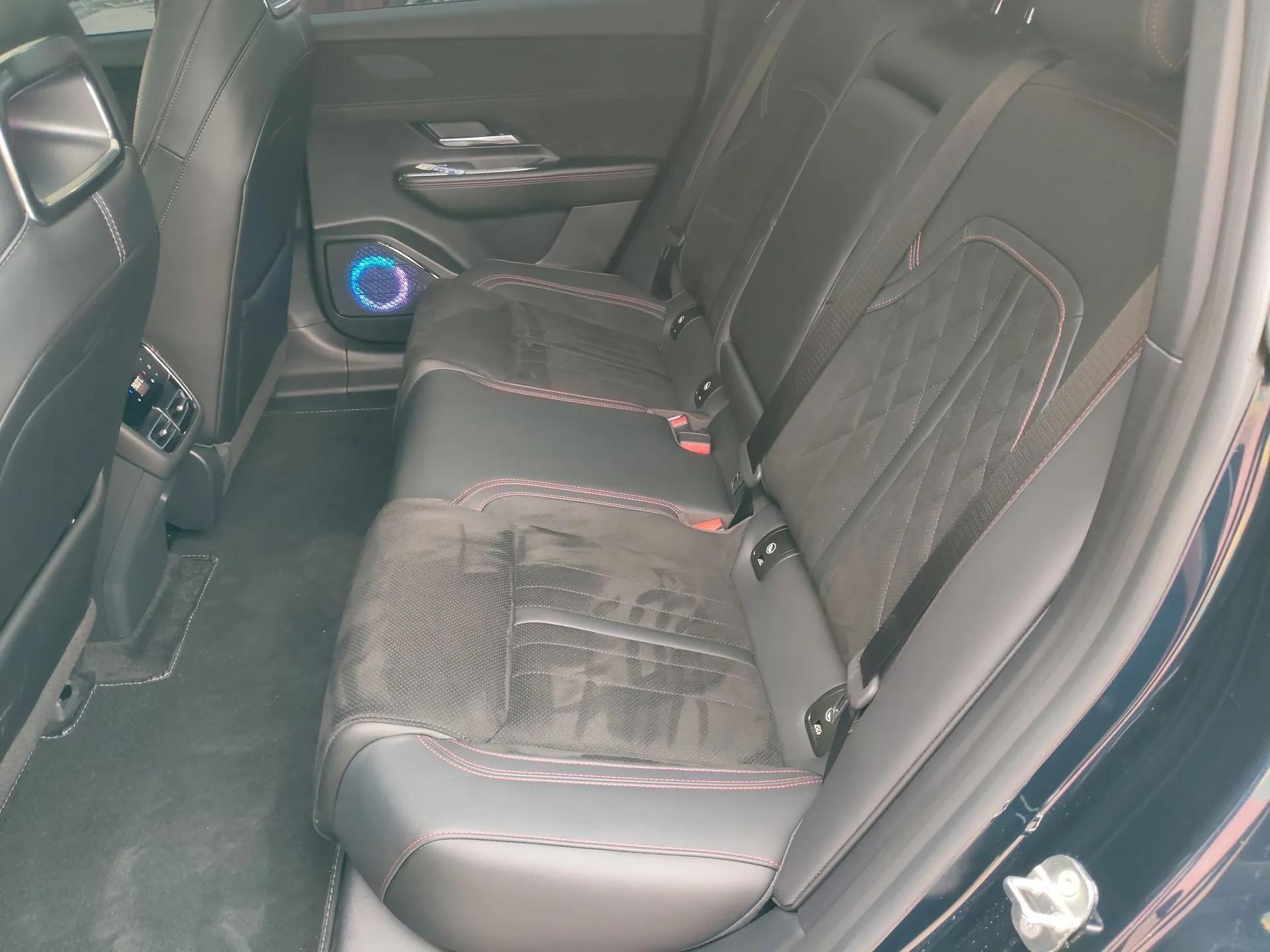 Mazda EZ-6 2025 Range-Extended 200 Zhiya Sport Edition — миниатюра 20