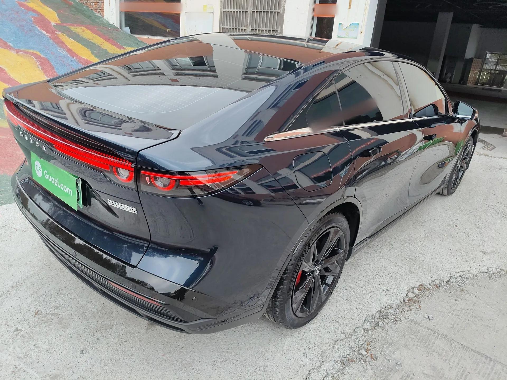 Mazda EZ-6 2025 Range-Extended 200 Zhiya Sport Edition — миниатюра 6