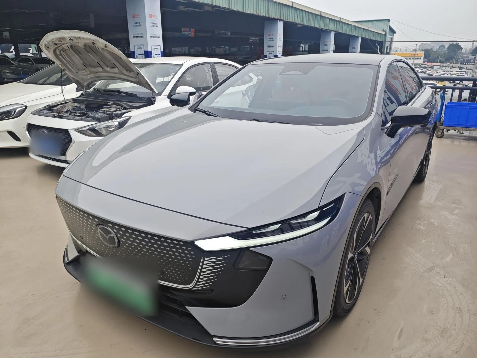 Mazda EZ-6 2025 Pure Electric 600 Zhiya Sport Edition — миниатюра 1
