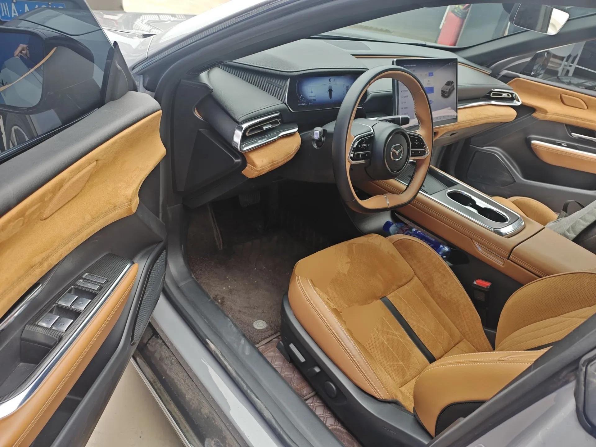 Mazda EZ-6 2025 Pure Electric 600 Zhiya Sport Edition — миниатюра 18