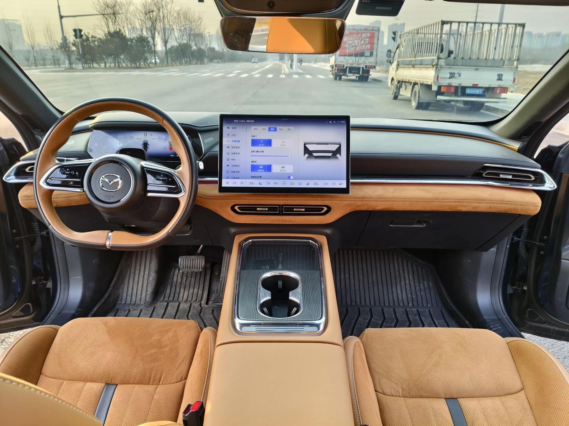 Mazda EZ-6 2024 Pure Electric 600 Zhiya Edition — миниатюра 27