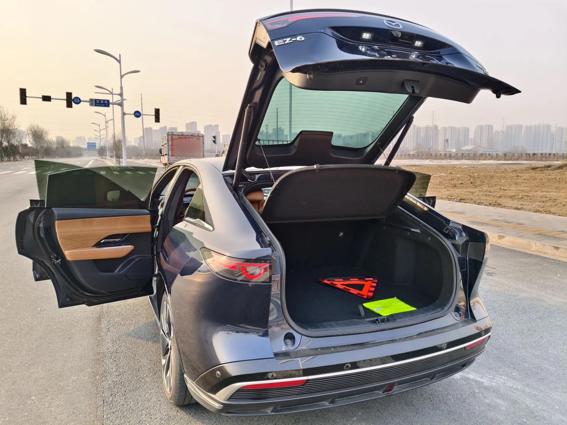 Mazda EZ-6 2024 Pure Electric 600 Zhiya Edition — миниатюра 8