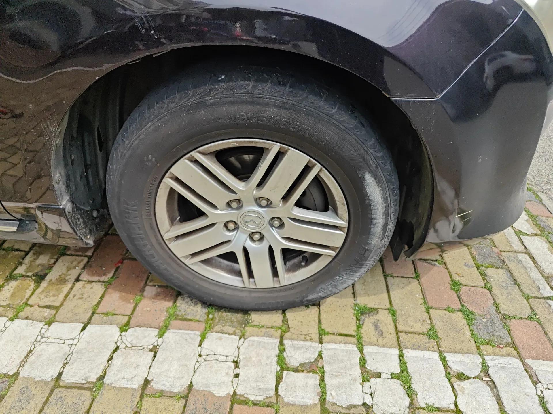 Mazda 8 2013 2.5L Deluxe Edition — миниатюра 8