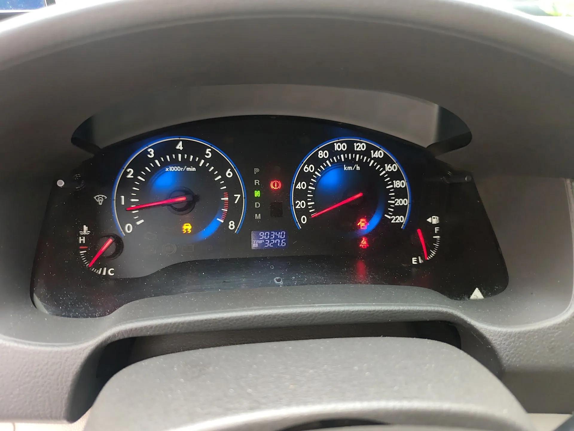 Mazda 8 2011 2.3L Deluxe Edition — миниатюра 12