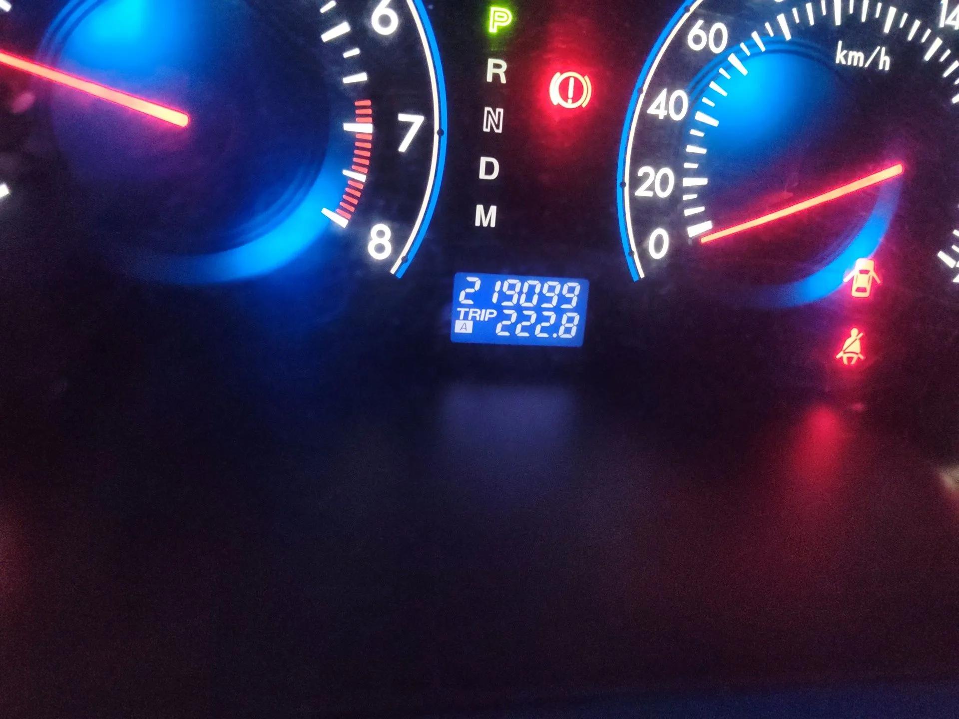 Mazda 8 2011 2.3L Elite Edition — миниатюра 13