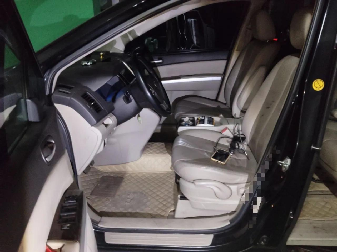 Mazda 8 2011 2.3L Elite Edition — миниатюра 16