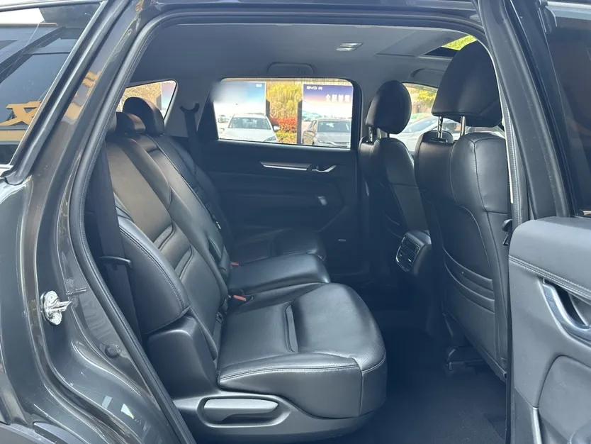 Mazda CX-8 2019 2.5L Four-Wheel Drive Deluxe Edition — миниатюра 28