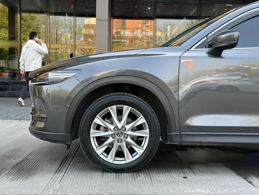Mazda CX-8 2019 2.5L Four-Wheel Drive Deluxe Edition — миниатюра 4