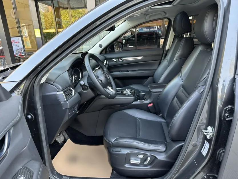 Mazda CX-8 2019 2.5L Four-Wheel Drive Deluxe Edition — миниатюра 32