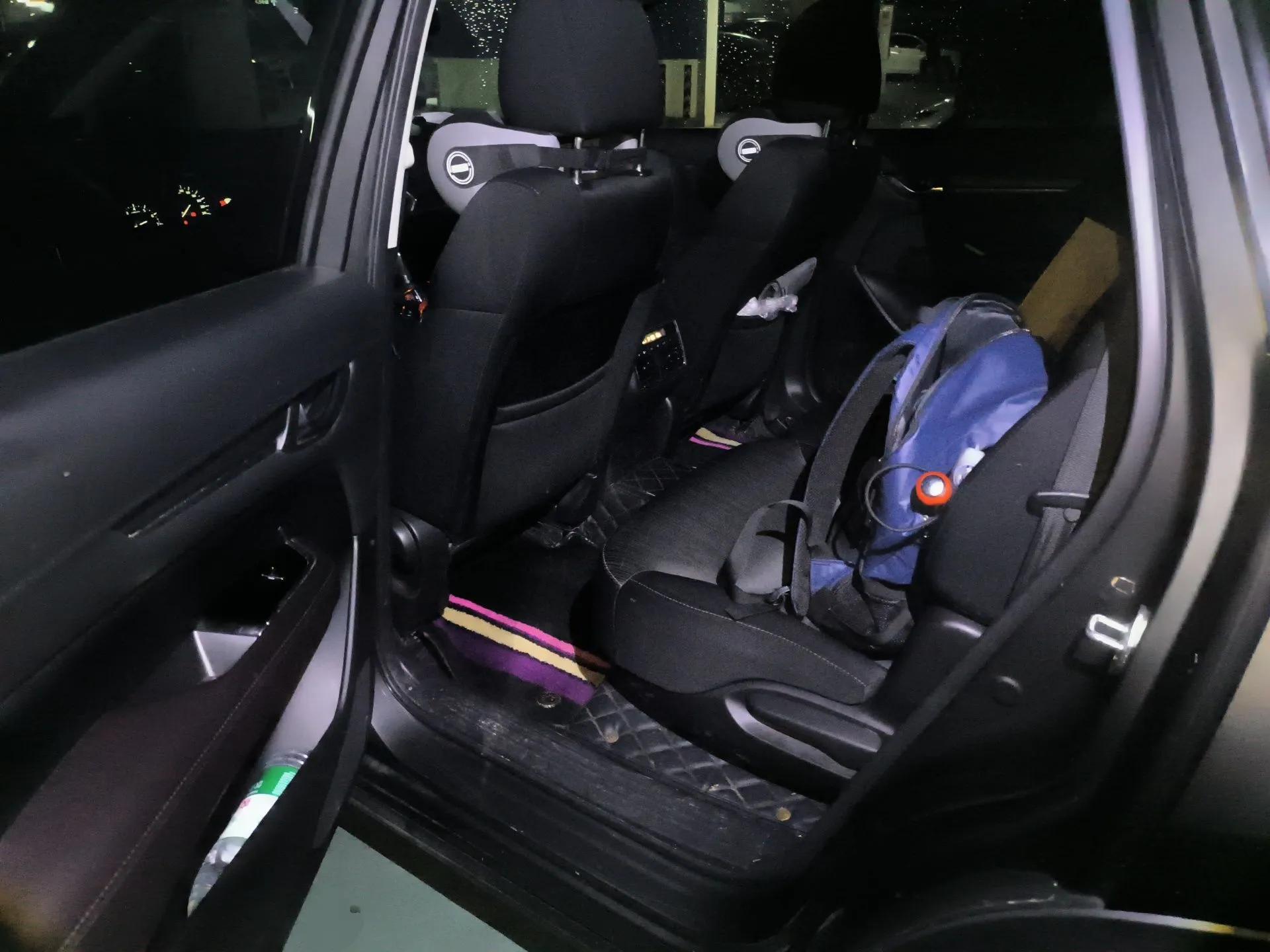 Mazda CX-8 2019 2.5L Two-Wheel Drive Luxury Version — миниатюра 18
