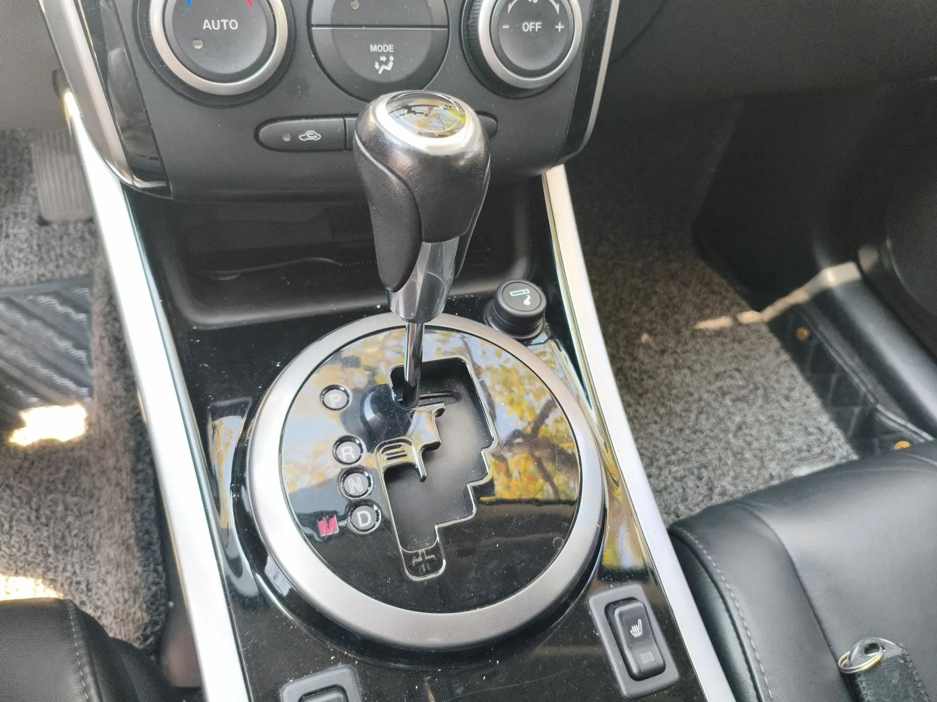 Mazda CX-7 2014 2.5L 2WD Luxury Edition — миниатюра 15