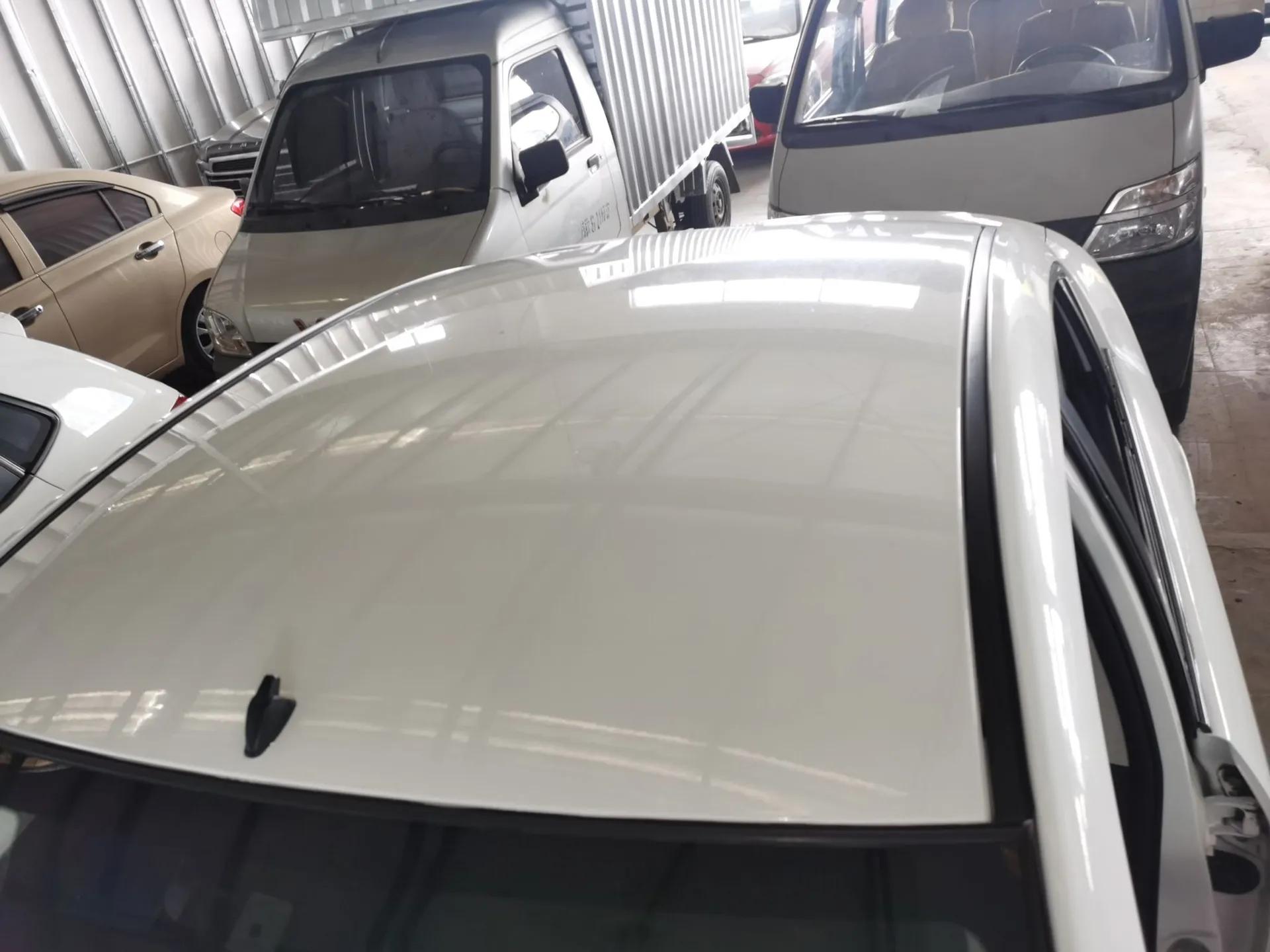 Mazda 2 2012 Sedan XuanDong 1.5L Manual Fashion Edition — миниатюра 11