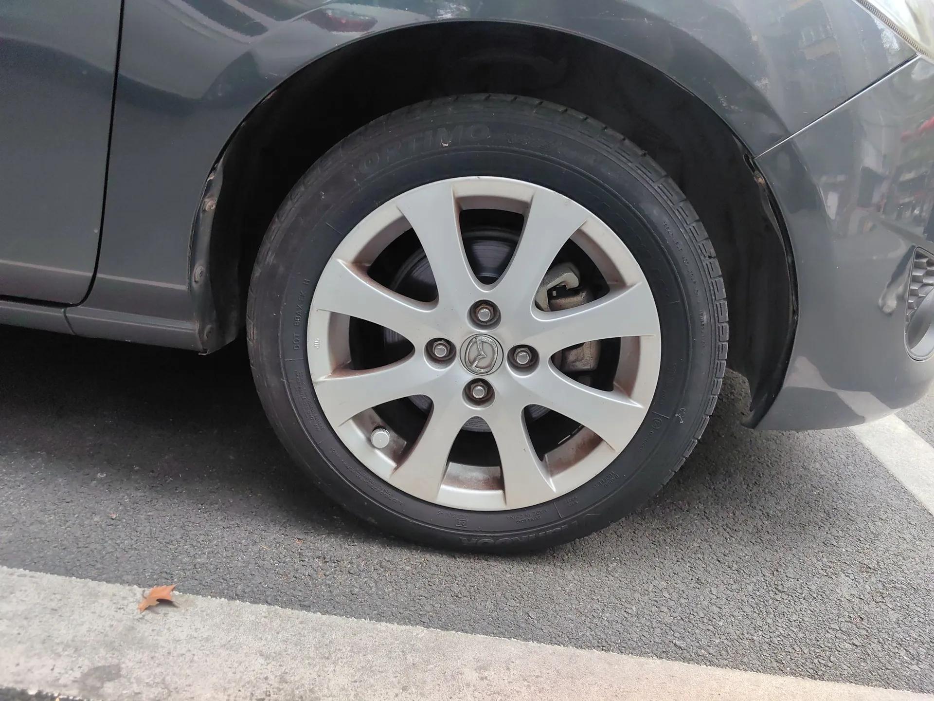 Mazda 2 2011 XuanDong 1.5L Manual Fashion Edition — миниатюра 8