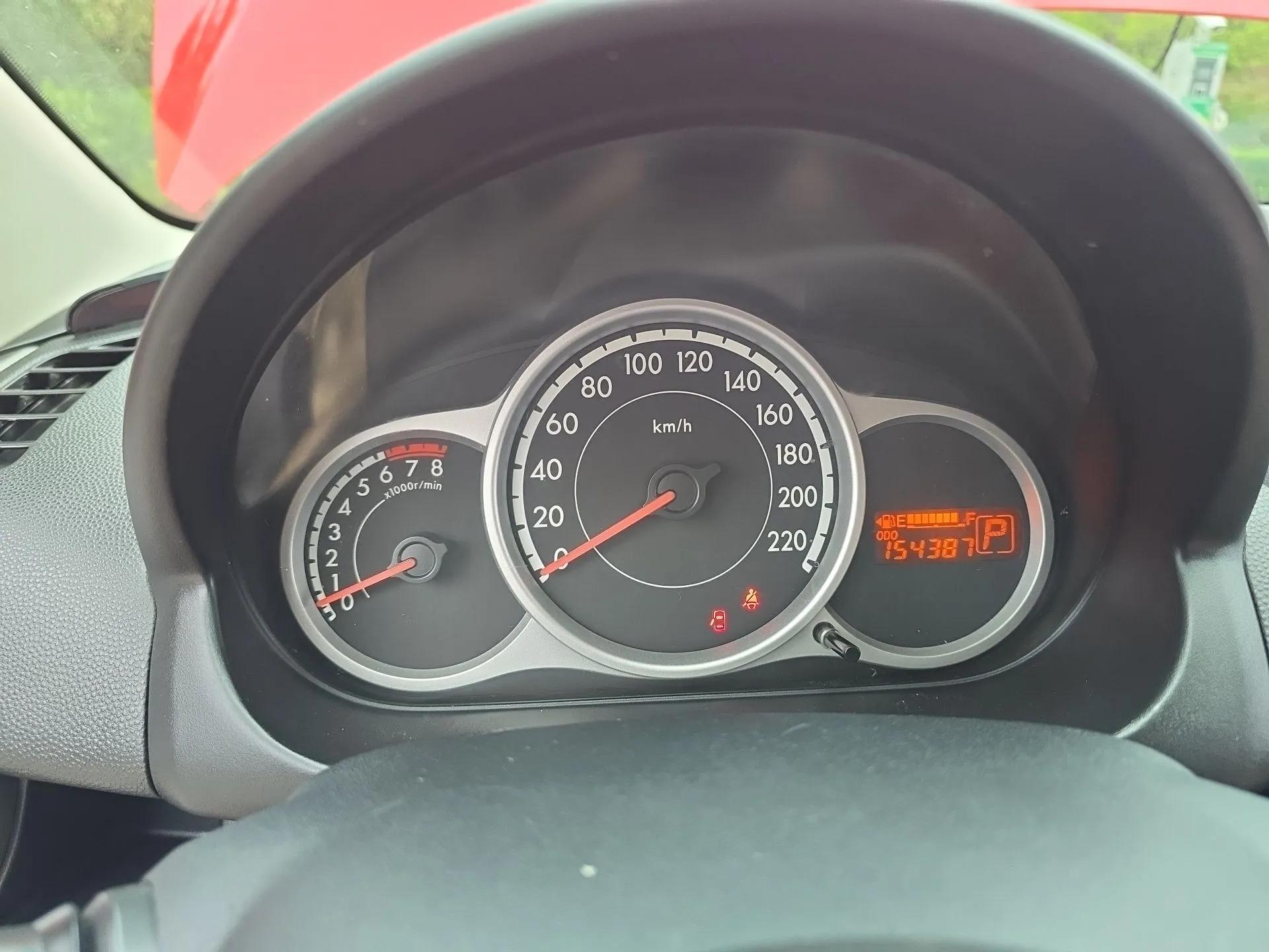 Mazda 2 2011 XuanDong 1.5L Automatic Fashion Edition — миниатюра 12