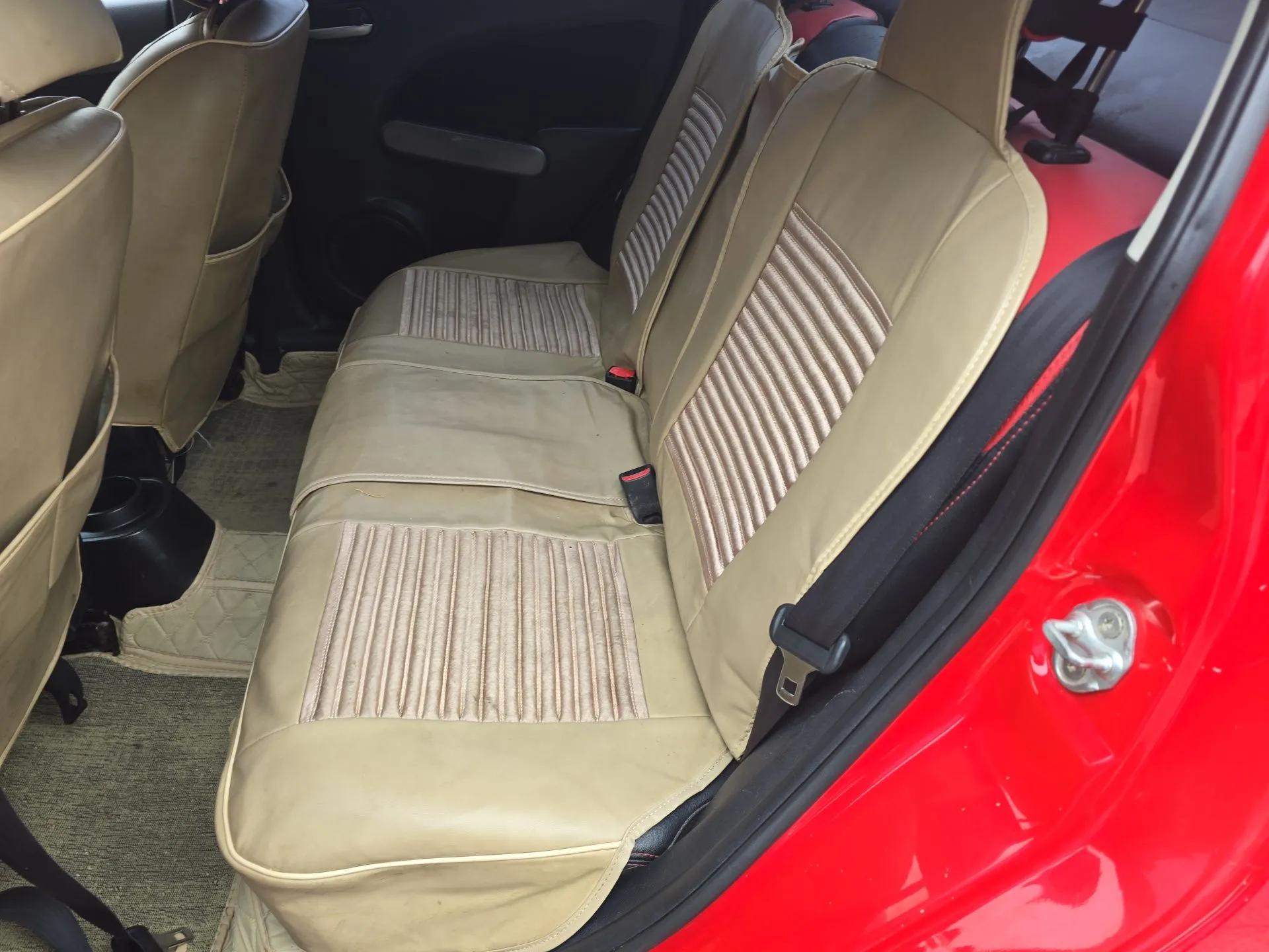 Mazda 2 2011 XuanDong 1.5L Automatic Fashion Edition — миниатюра 18