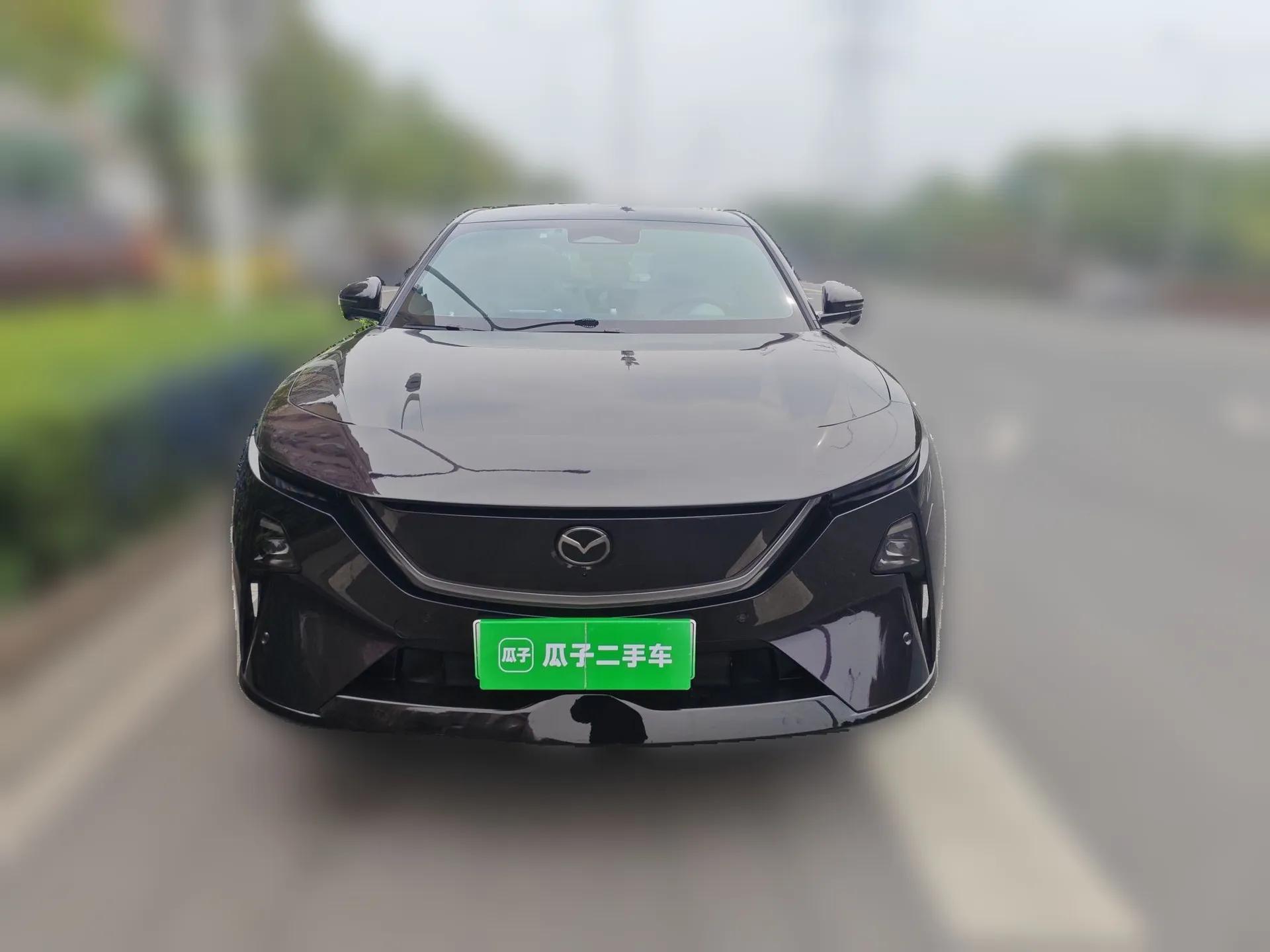 Mazda EZ-60 2025 Model Range-Extended 200 Max — миниатюра 2