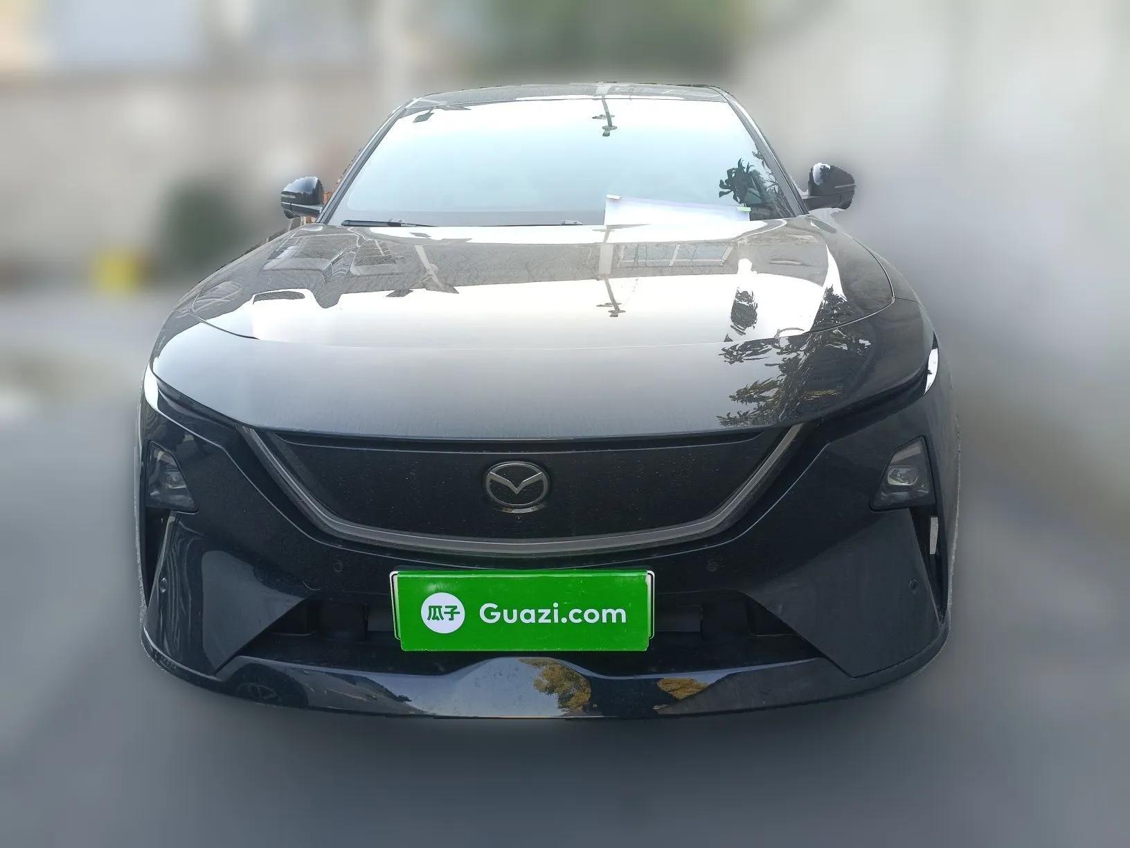 Mazda EZ-60 2025 Model Range-Extended 200 Max — миниатюра 2