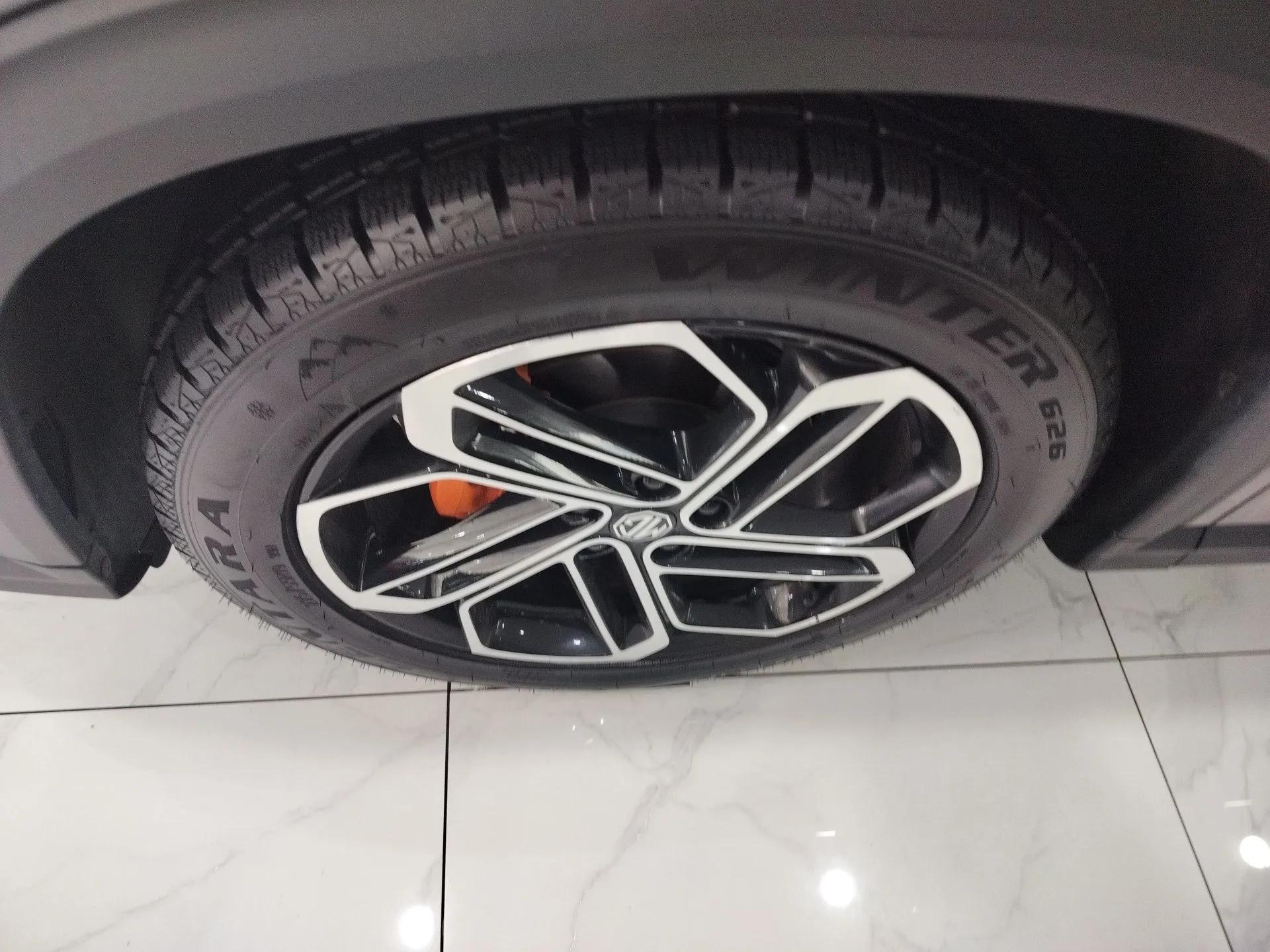 MG ONE 2022 α-Smart Sports Series 1.5T Advanced Edition — миниатюра 8