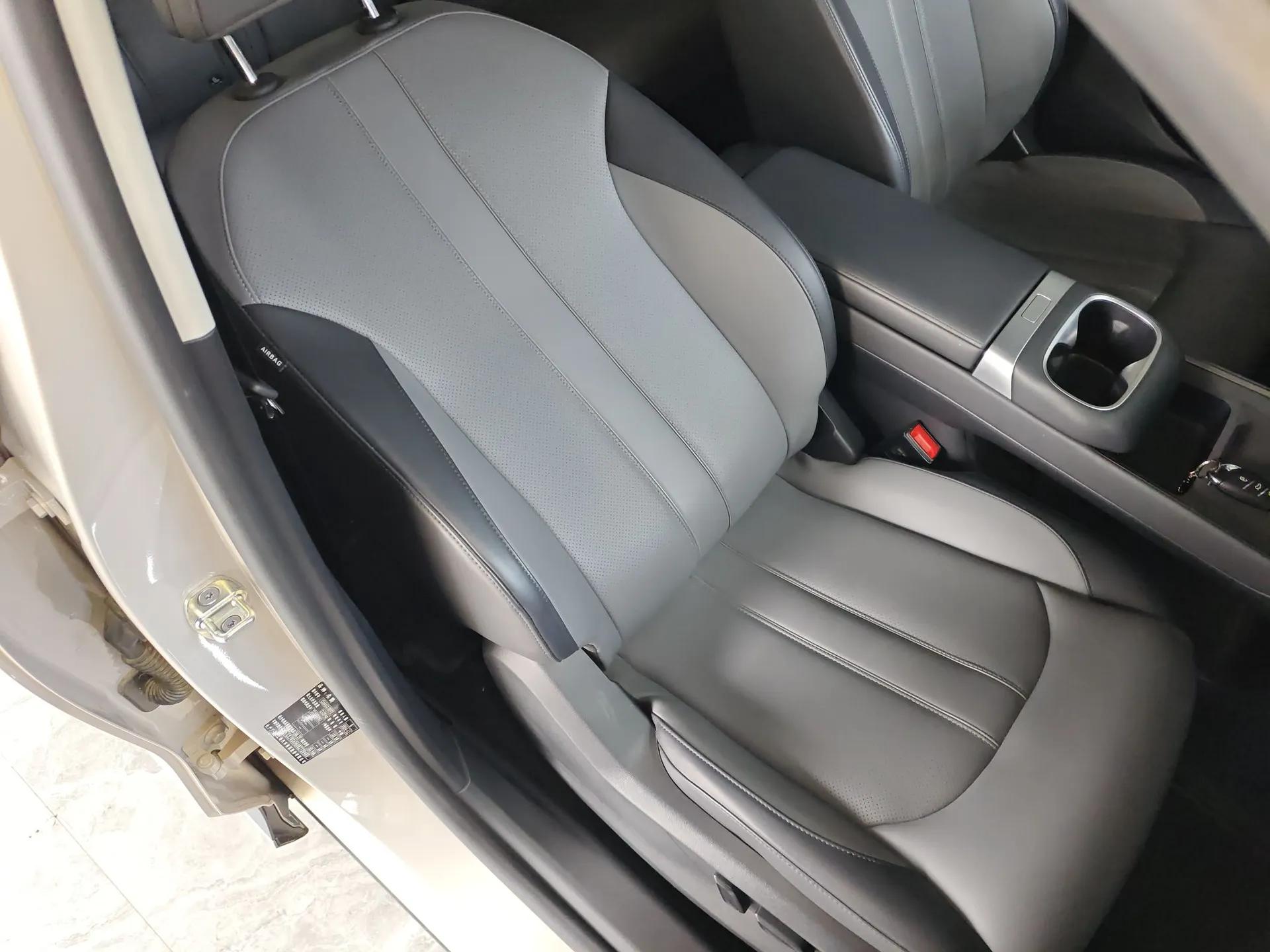 MG ES5 2025 515plus Rear-Drive Version — миниатюра 23