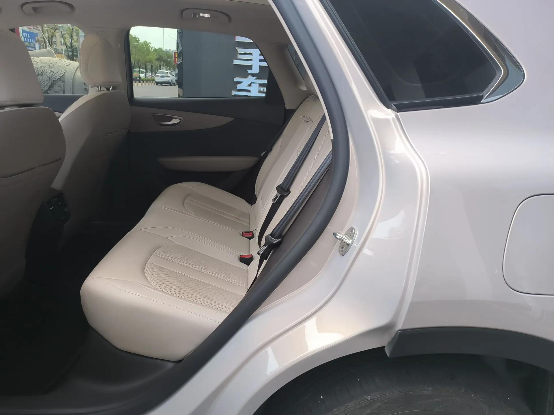 MG ES5 2025 525max Rear-Drive Intelligent Driving Version — миниатюра 20