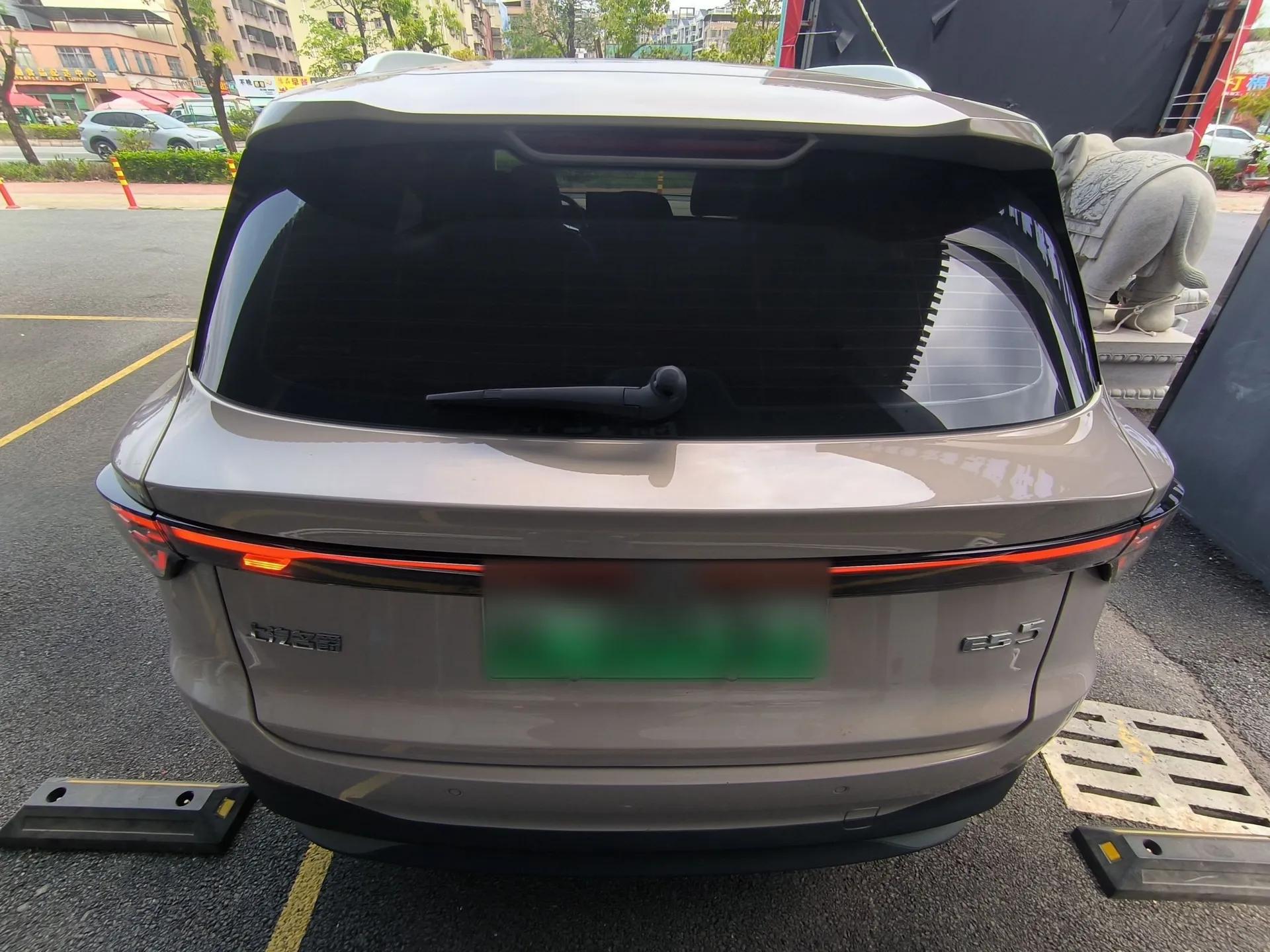 MG ES5 2025 525max Rear-Drive Intelligent Driving Version — миниатюра 5