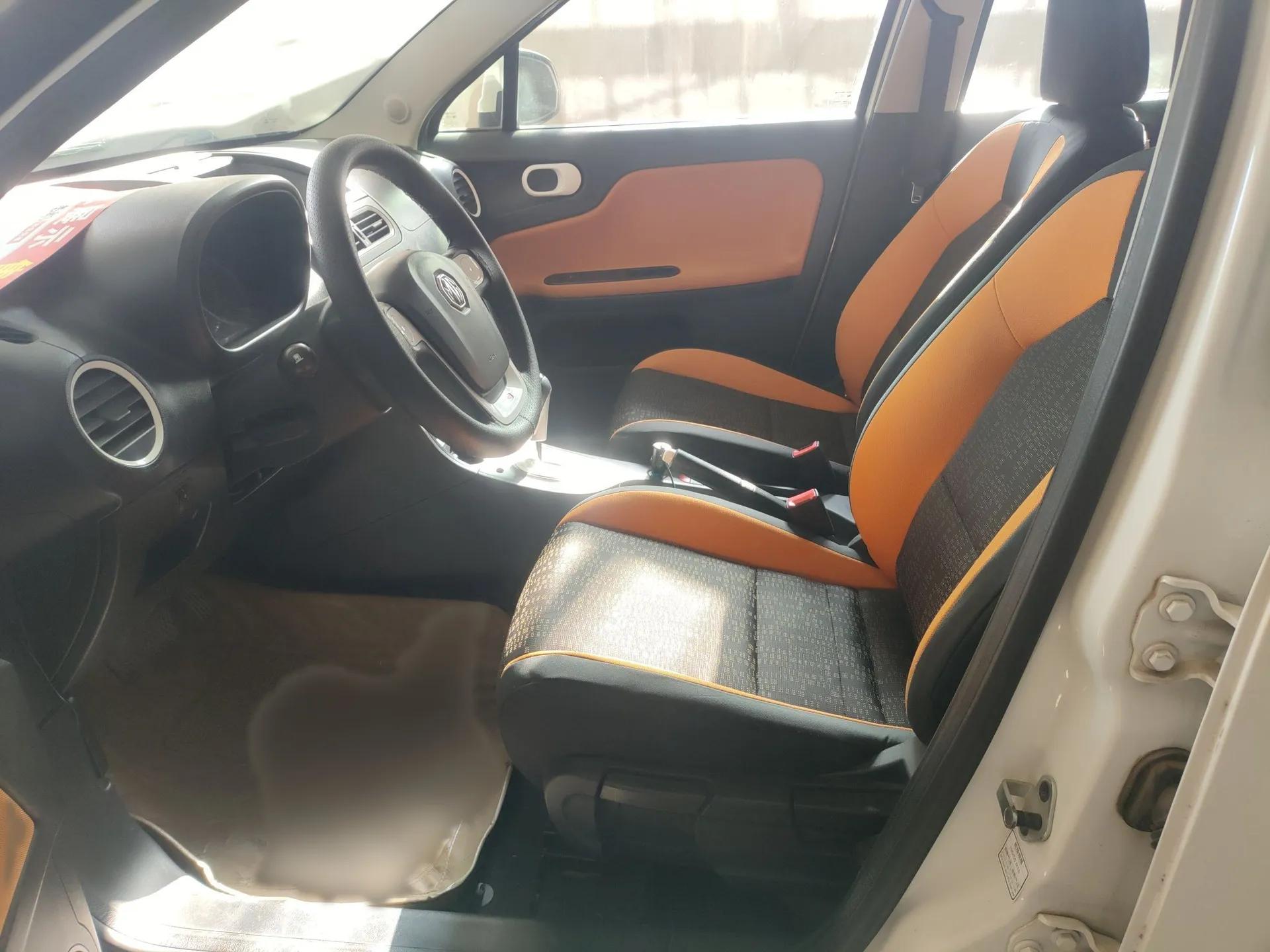 MG 3SW 2015 1.5L AMT Elite Model — миниатюра 18