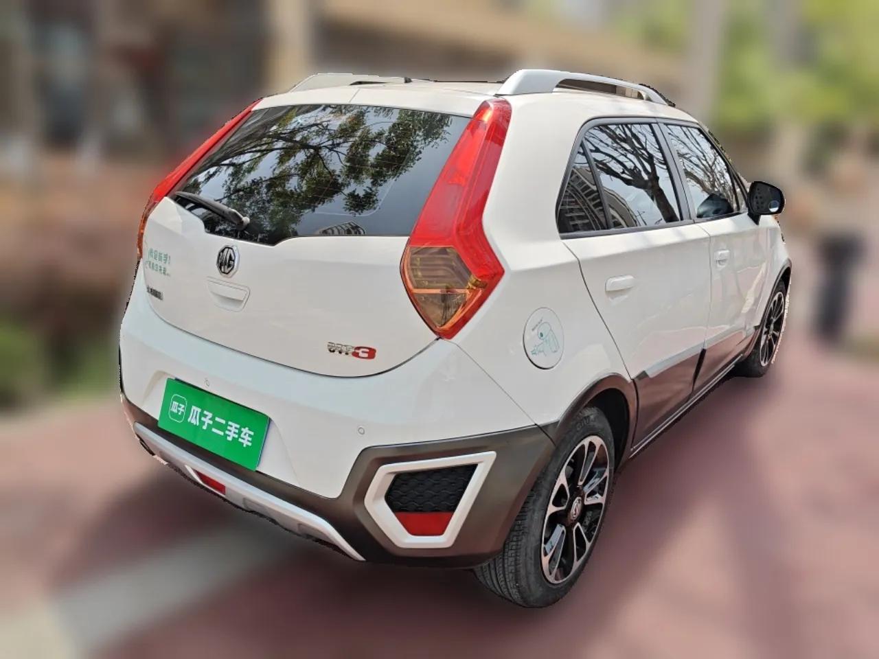 MG 3SW 2015 1.5L AMT Elite Model — миниатюра 6