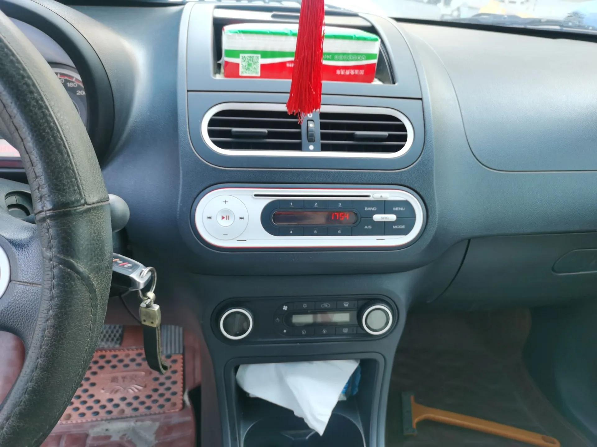 MG 3SW 2015 1.5L AMT Elite Model — миниатюра 14
