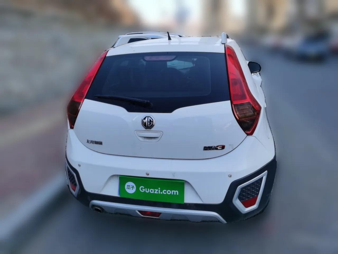 MG 3SW 2015 1.5L AMT Elite Model — миниатюра 5