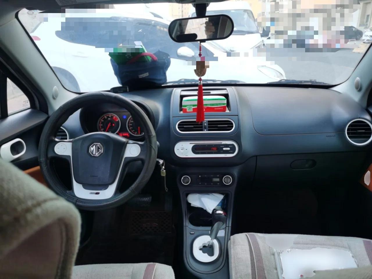 MG 3SW 2015 1.5L AMT Elite Model — миниатюра 10