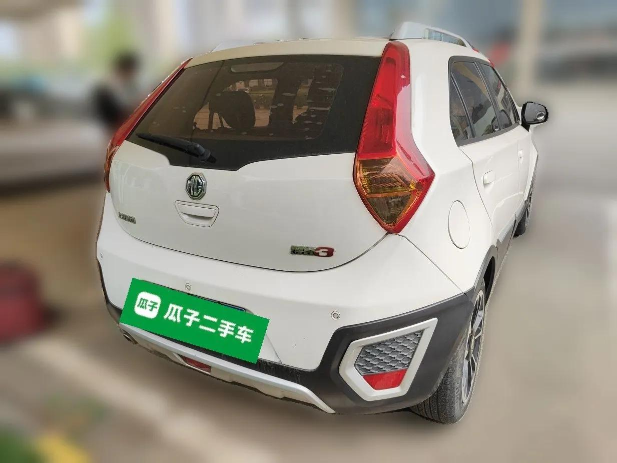 MG 3SW 2015 1.5L AMT Elite Model — миниатюра 6