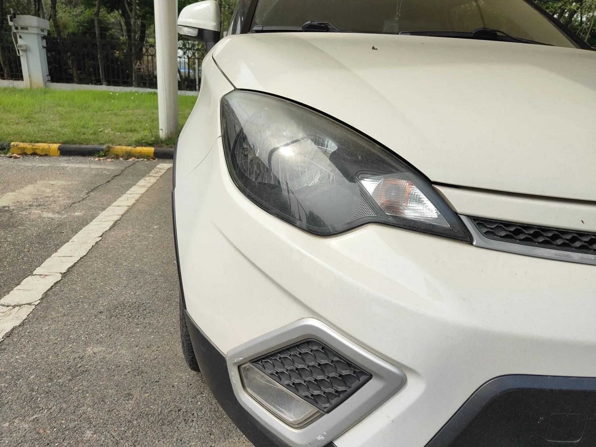 MG 3SW 2015 1.5L AMT Elite Model — миниатюра 7