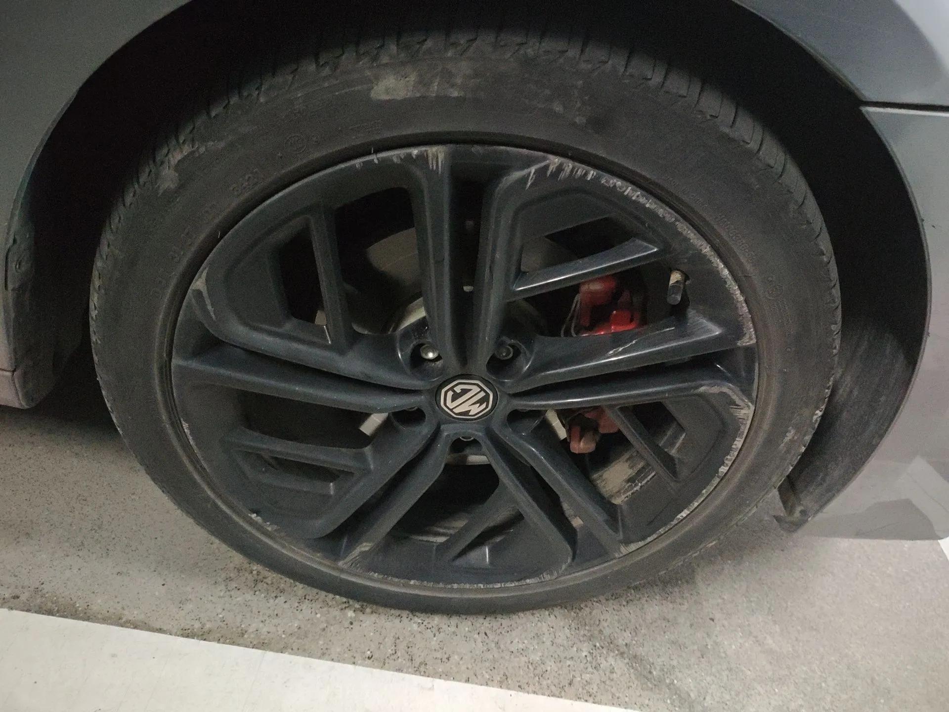 MG 6 New Energy 2020 1.5T Hybrid Trophy Intelligent Drive Flagship Edition — миниатюра 8