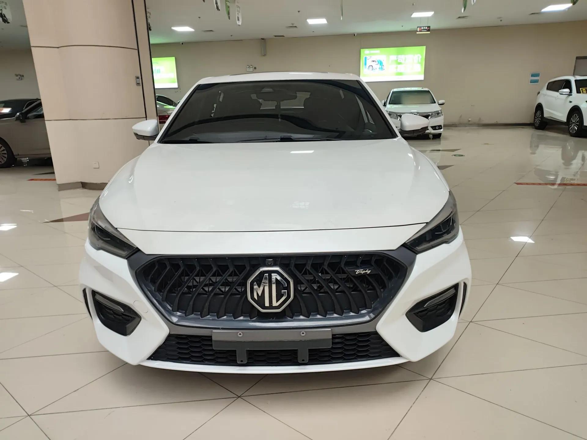MG 6 New Energy 2020 1.5T Hybrid Leading Trendy Edition — миниатюра 2