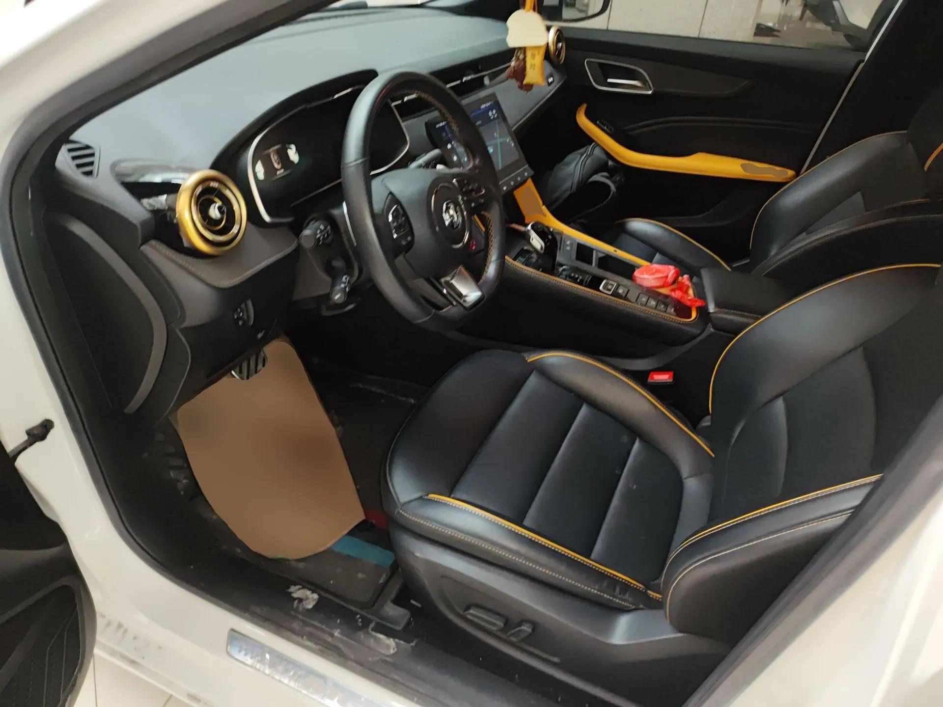 MG 6 New Energy 2020 1.5T Hybrid Leading Trendy Edition — миниатюра 17