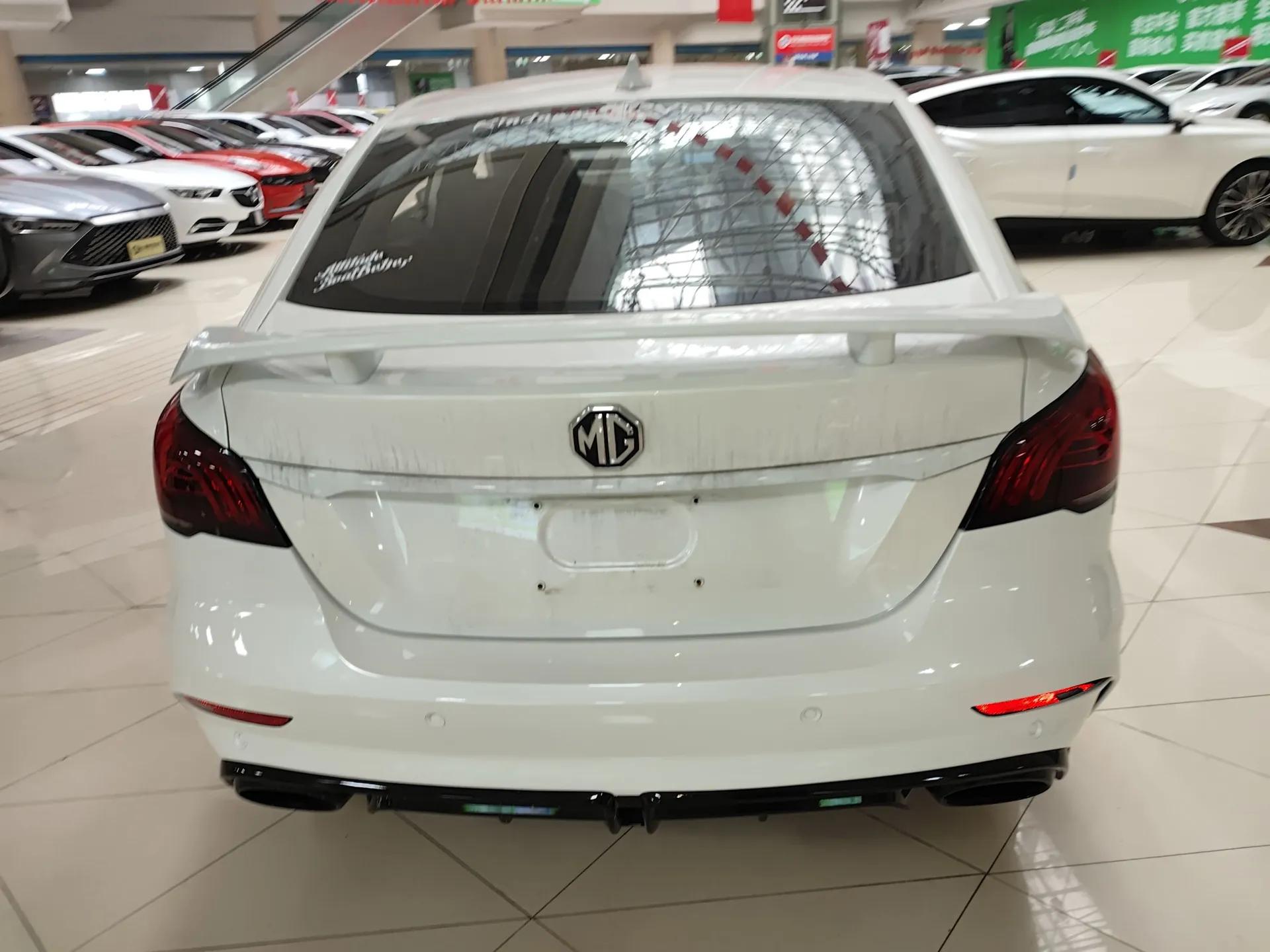 MG 6 New Energy 2020 1.5T Hybrid Leading Trendy Edition — миниатюра 3