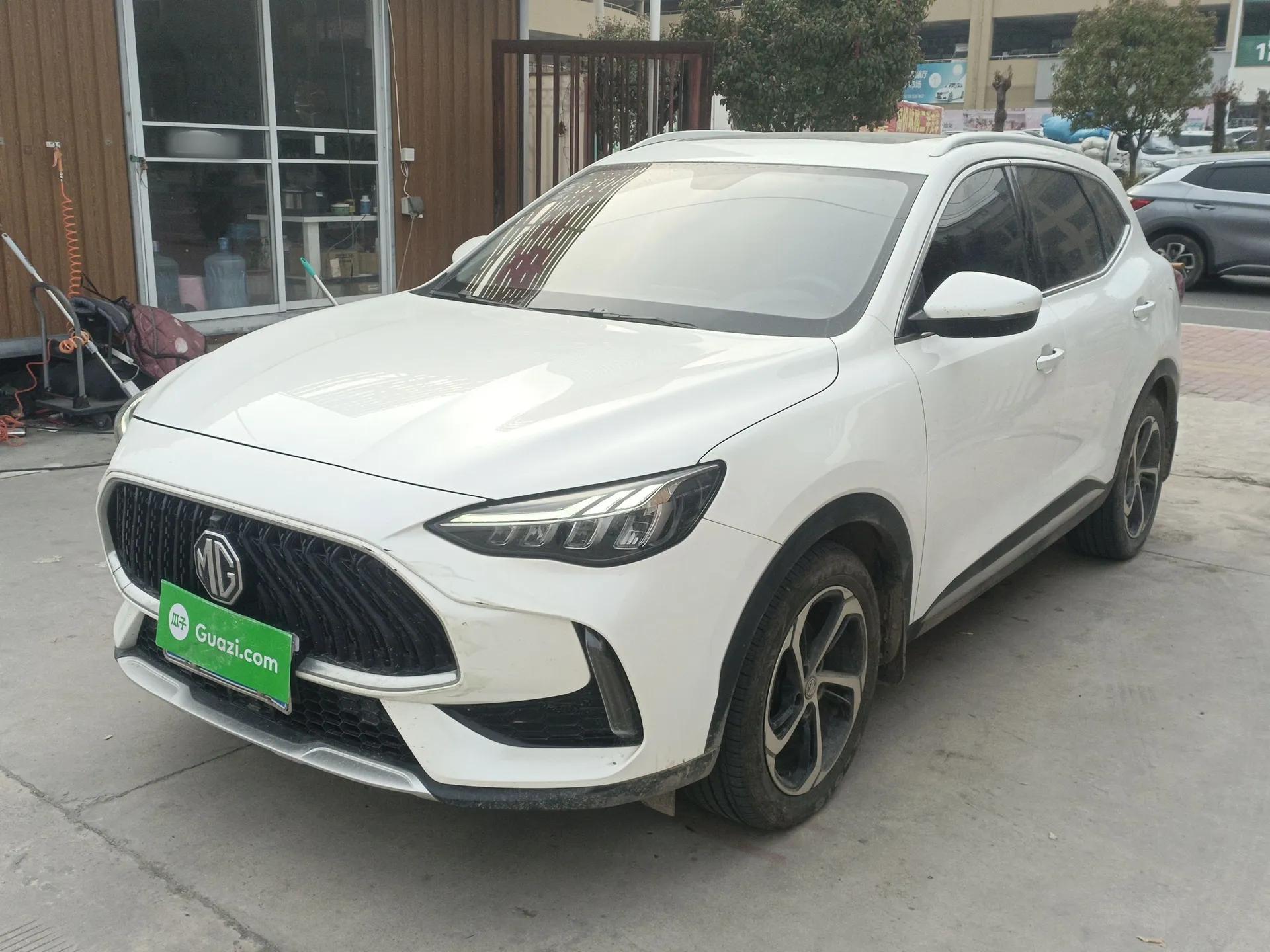 MG Pilot 2021 300TGI Automatic Two-Wheel Drive Fuel-Efficient Luxury Edition — миниатюра 1