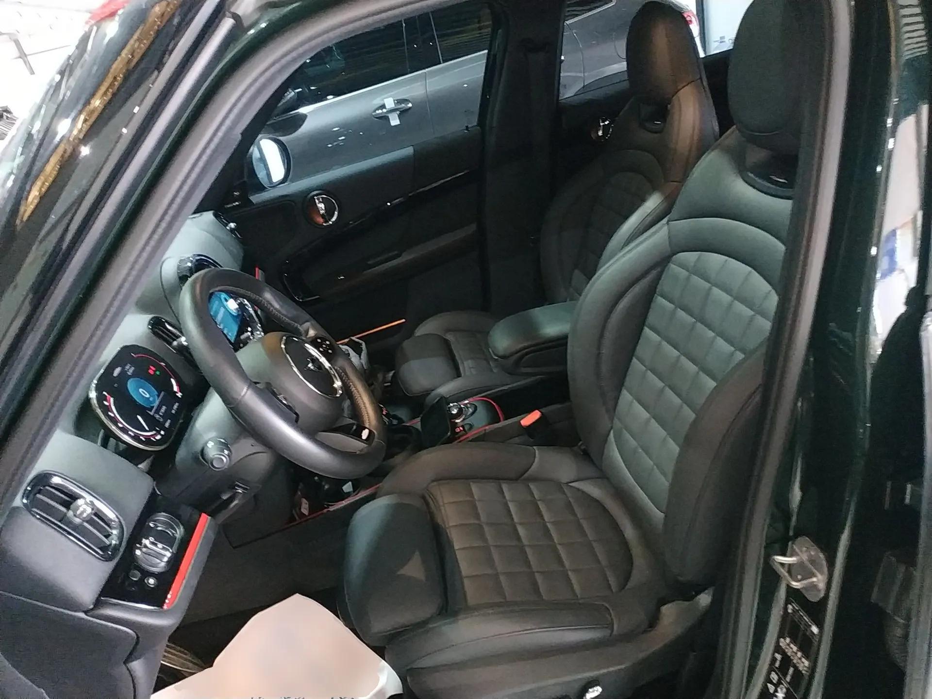 MINI JCM COUNTRYMAN 2022 2.0T JOHN COOPER WORKS ALL-IN — миниатюра 17