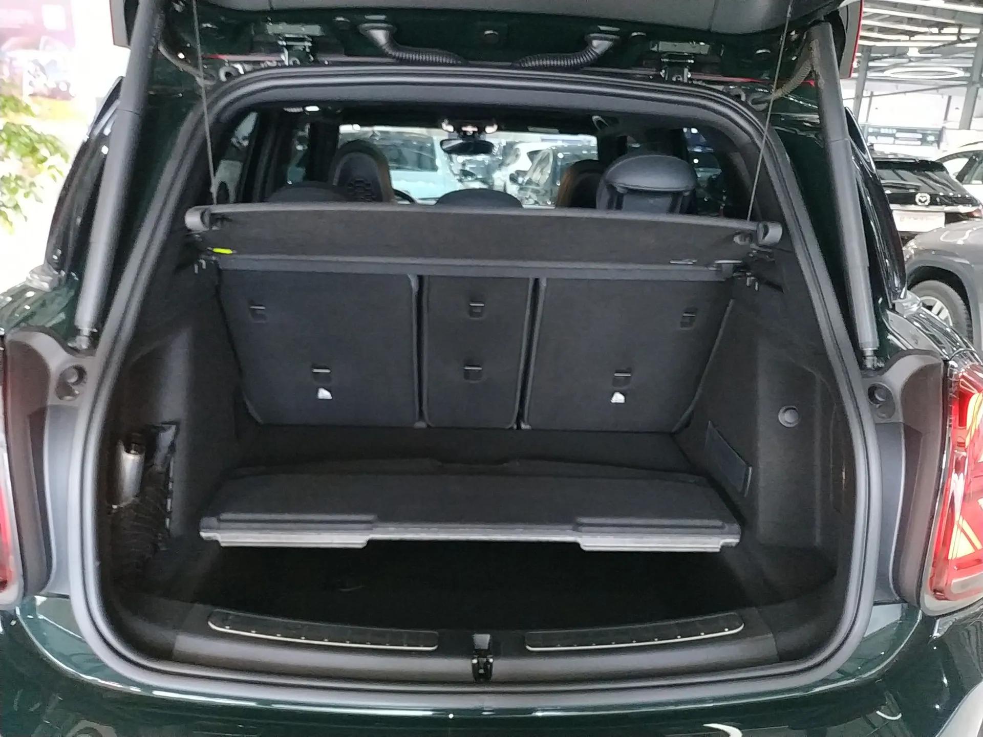 MINI JCM COUNTRYMAN 2022 2.0T JOHN COOPER WORKS ALL-IN — миниатюра 21