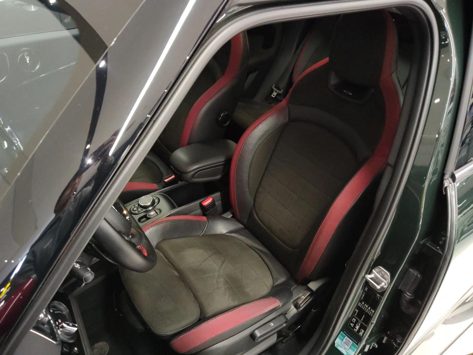 MINI JCM COUNTRYMAN 2018 2.0T JOHN COOPER WORKS ALL-IN — миниатюра 18