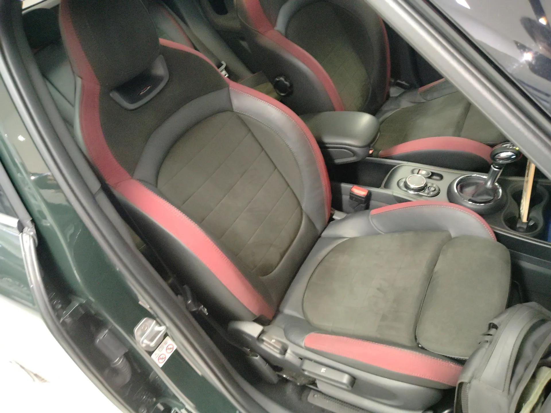 MINI JCM COUNTRYMAN 2018 2.0T JOHN COOPER WORKS ALL-IN — миниатюра 25