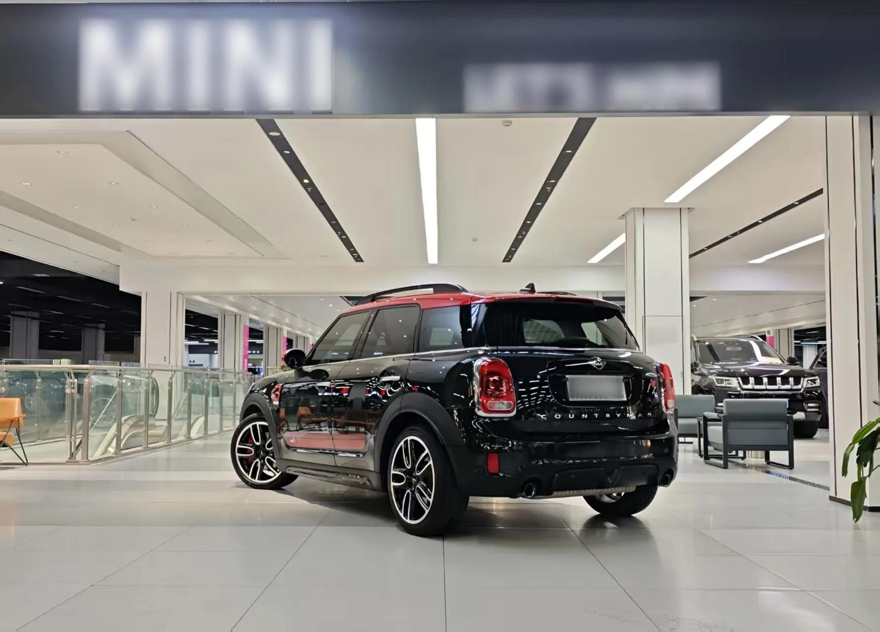 MINI JCM COUNTRYMAN 2018 2.0T JOHN COOPER WORKS ALL-IN — миниатюра 7