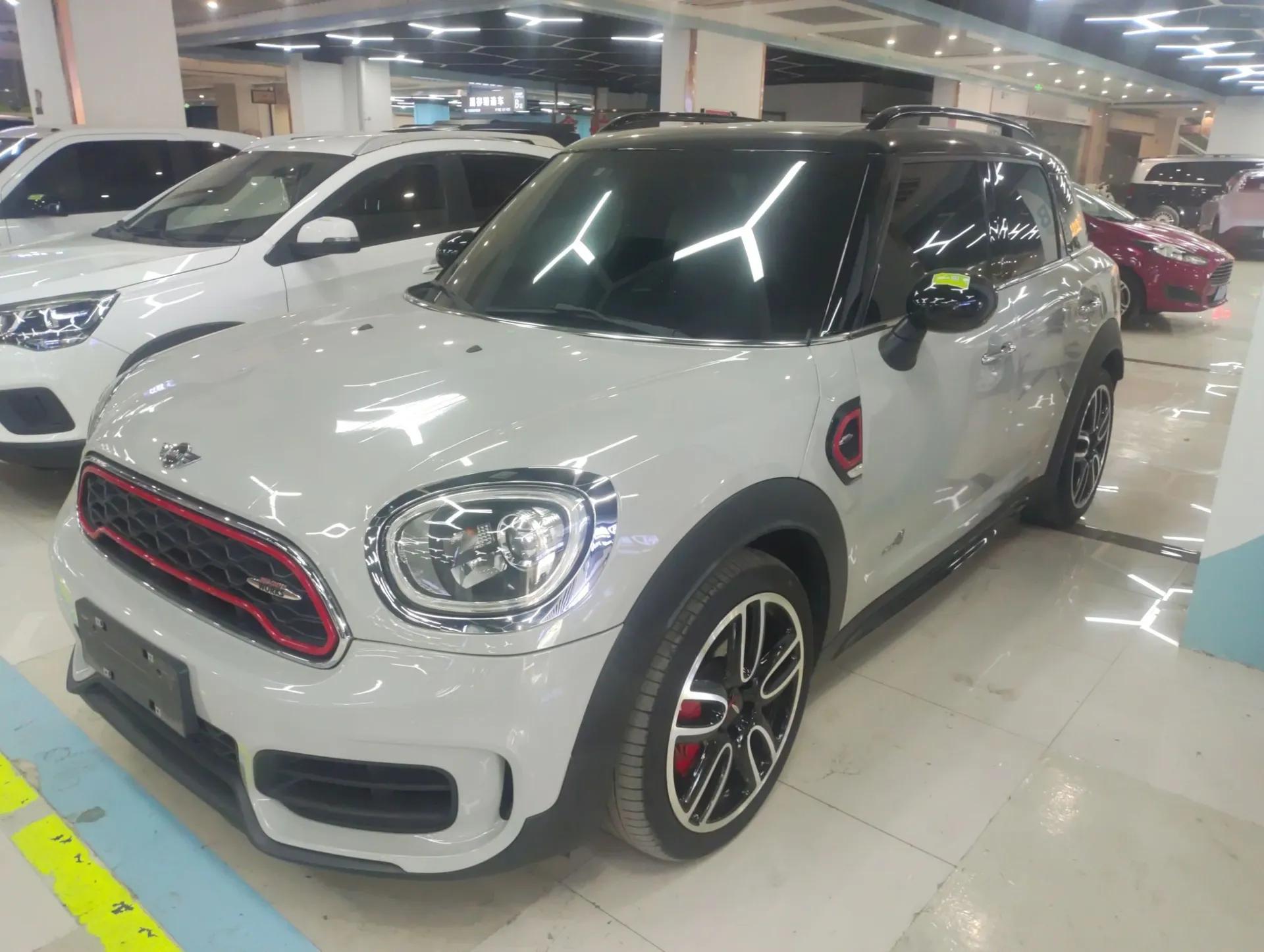 MINI JCM COUNTRYMAN 2017 2.0T JOHN COOPER WORKS Traveler — миниатюра 1