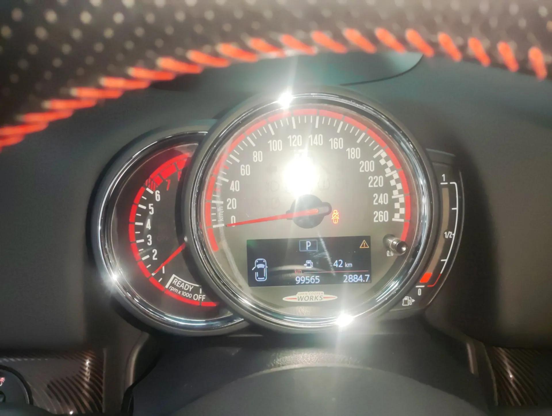 MINI JCM COUNTRYMAN 2017 2.0T JOHN COOPER WORKS Traveler — миниатюра 15