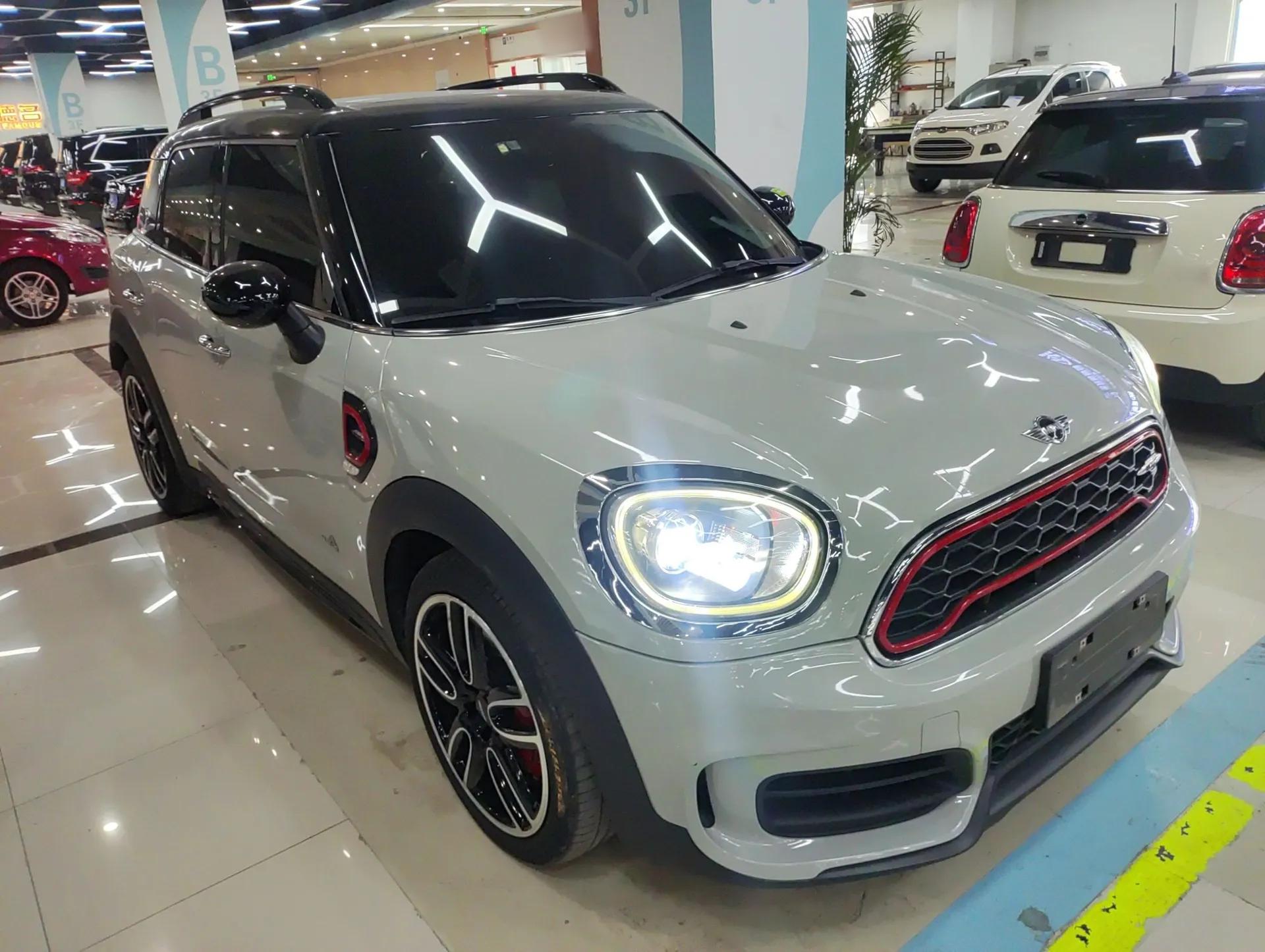 MINI JCM COUNTRYMAN 2017 2.0T JOHN COOPER WORKS Traveler — миниатюра 3