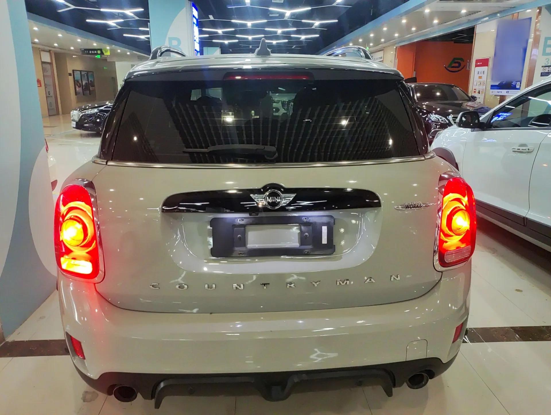 MINI JCM COUNTRYMAN 2017 2.0T JOHN COOPER WORKS Traveler — миниатюра 5