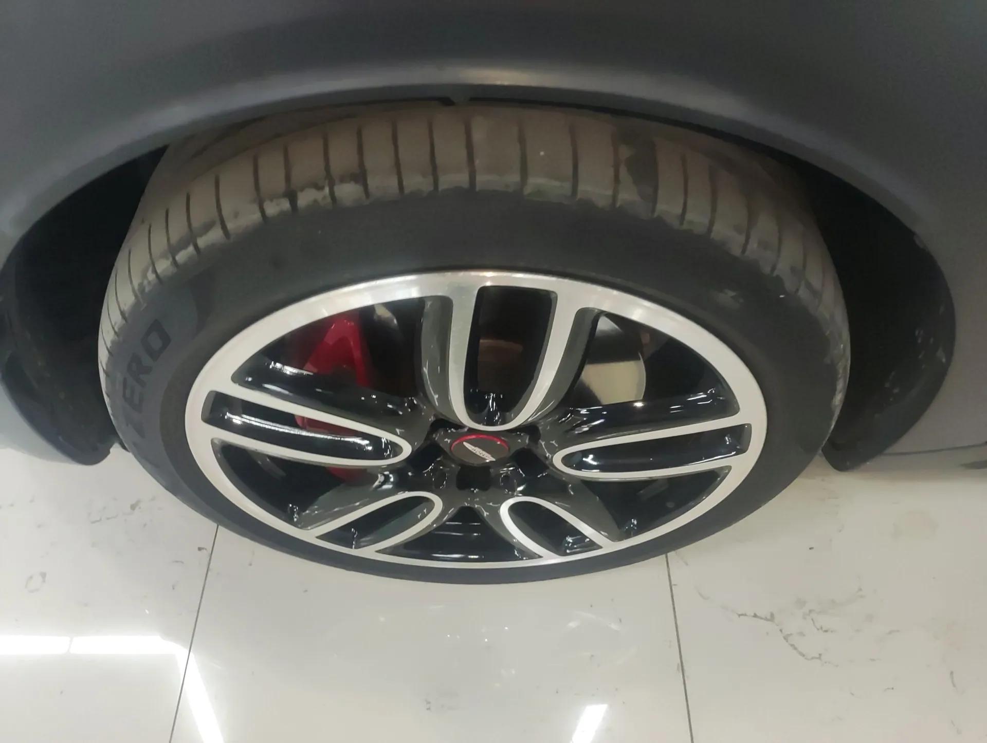 MINI JCM COUNTRYMAN 2017 2.0T JOHN COOPER WORKS Traveler — миниатюра 8
